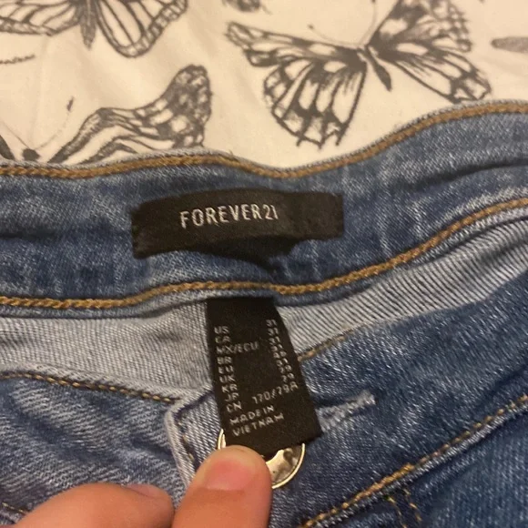 Jeans - Picture 4 of 6